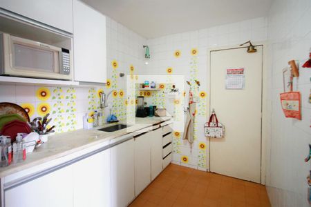 Apartamento à venda com 145m², 4 quartos e 2 vagasCozinha