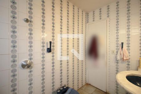 Apartamento à venda com 145m², 4 quartos e 2 vagasBanheiro