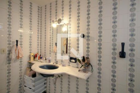 Apartamento à venda com 145m², 4 quartos e 2 vagasBanheiro