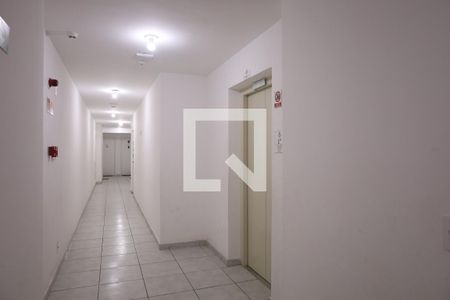 Apartamento à venda com 47m², 2 quartos e 1 vagaÁrea comum - Saguão do andar