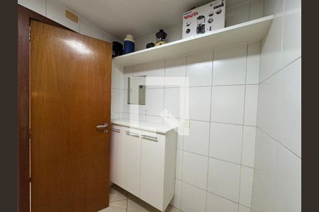 Apartamento à venda com 93m², 3 quartos e 2 vagas Apartamento à venda com 93m², 3 quartos e 2 vagasCozinha e Área de Serviço