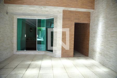 Casa para alugar com 200m², 3 quartos e 2 vagasGaragem