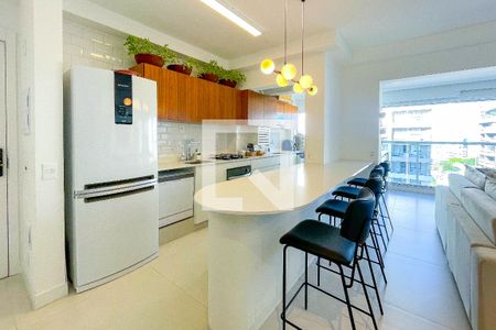 Apartamento à venda com 68m², 1 quarto e 1 vaga Apartamento à venda com 68m², 1 quarto e 1 vagaCozinha