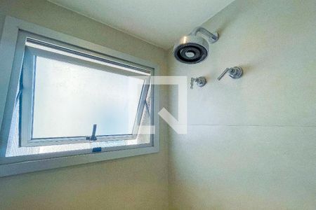 Apartamento à venda com 68m², 1 quarto e 1 vaga Apartamento à venda com 68m², 1 quarto e 1 vagaBanheiro da Suíte