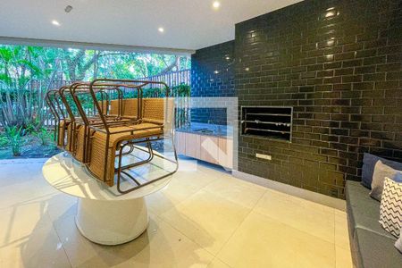 Apartamento à venda com 68m², 1 quarto e 1 vaga Apartamento à venda com 68m², 1 quarto e 1 vagaÁrea comum - Churrasqueira