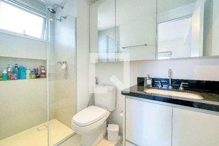 Apartamento à venda com 68m², 1 quarto e 1 vaga Apartamento à venda com 68m², 1 quarto e 1 vagaBanheiro da Suíte