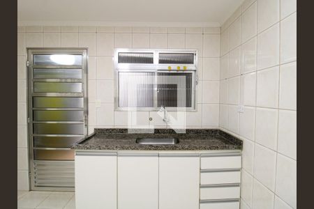 Cozinha de casa para alugar com 2 quartos, 70m² em Vila Medeiros, São Paulo