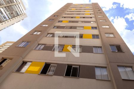 Apartamento à venda com 36m², 2 quartos e sem vaga Apartamento à venda com 36m², 2 quartos e sem vagaFachada