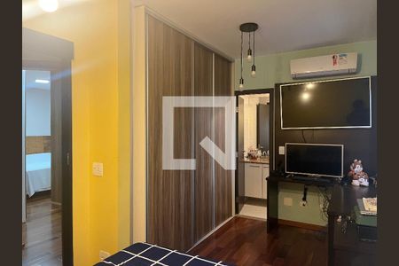 Apartamento à venda com 205m², 3 quartos e 4 vagas Apartamento à venda com 205m², 3 quartos e 4 vagasSuíte 1