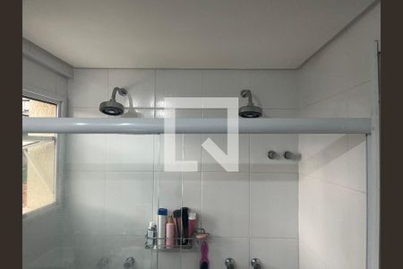 Apartamento à venda com 205m², 3 quartos e 4 vagas Apartamento à venda com 205m², 3 quartos e 4 vagasBanheiro da Suíte 2