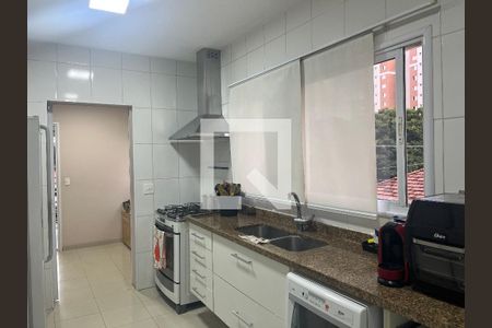 Apartamento à venda com 205m², 3 quartos e 4 vagas Apartamento à venda com 205m², 3 quartos e 4 vagasCozinha