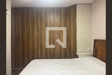 Apartamento à venda com 205m², 3 quartos e 4 vagas Apartamento à venda com 205m², 3 quartos e 4 vagasSuíte 2