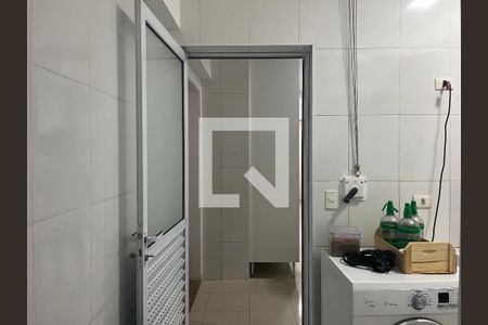 Apartamento à venda com 205m², 3 quartos e 4 vagas Apartamento à venda com 205m², 3 quartos e 4 vagasÁrea de Serviço