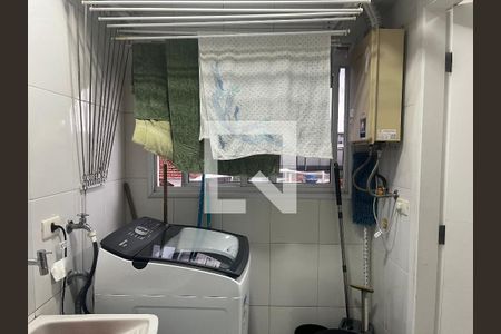 Apartamento à venda com 205m², 3 quartos e 4 vagas Apartamento à venda com 205m², 3 quartos e 4 vagasÁrea de Serviço