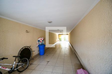 Casa à venda com 245m², 3 quartos e 4 vagas Casa à venda com 245m², 3 quartos e 4 vagasGaragem