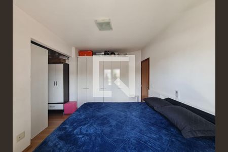 Apartamento à venda com 50m², 3 quartos e 3 vagas Apartamento à venda com 50m², 3 quartos e 3 vagasSuíte