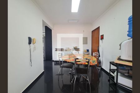 Apartamento à venda com 50m², 3 quartos e 3 vagas Apartamento à venda com 50m², 3 quartos e 3 vagasCozinha