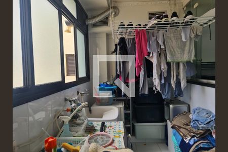 Apartamento à venda com 50m², 3 quartos e 3 vagas Apartamento à venda com 50m², 3 quartos e 3 vagasÁrea de Serviço