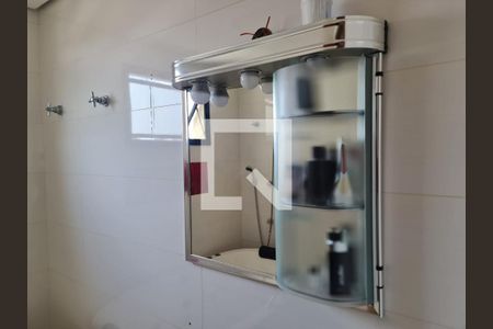 Apartamento à venda com 50m², 3 quartos e 3 vagas Apartamento à venda com 50m², 3 quartos e 3 vagasBanheiro da Suíte