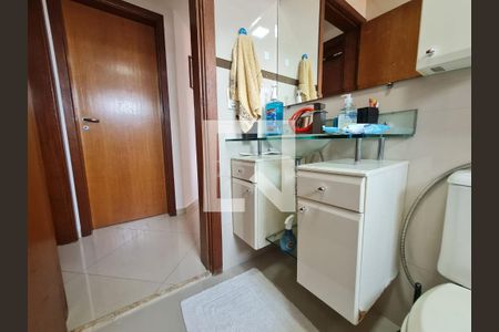 Apartamento à venda com 50m², 3 quartos e 3 vagas Apartamento à venda com 50m², 3 quartos e 3 vagasBanheiro Social