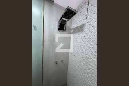 Casa à venda com 110m², 3 quartos e 3 vagas Casa à venda com 110m², 3 quartos e 3 vagasBanheiro