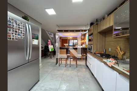 Casa à venda com 110m², 3 quartos e 3 vagas Casa à venda com 110m², 3 quartos e 3 vagasCozinha