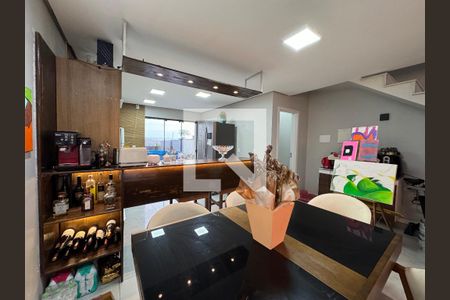Casa à venda com 110m², 3 quartos e 3 vagas Casa à venda com 110m², 3 quartos e 3 vagasCozinha
