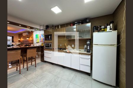 Casa à venda com 110m², 3 quartos e 3 vagas Casa à venda com 110m², 3 quartos e 3 vagasCozinha