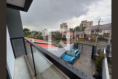 Casa à venda com 110m², 3 quartos e 3 vagas Casa à venda com 110m², 3 quartos e 3 vagasvaranda
