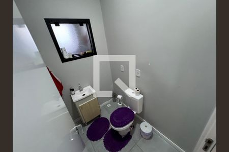 Casa à venda com 110m², 3 quartos e 3 vagas Casa à venda com 110m², 3 quartos e 3 vagasBanheiro de Serviço
