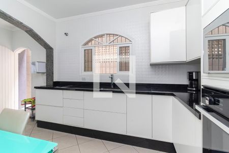 Casa à venda com 320m², 3 quartos e 2 vagas Casa à venda com 320m², 3 quartos e 2 vagasCozinha