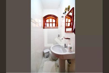 Casa à venda com 200m², 4 quartos e 2 vagas