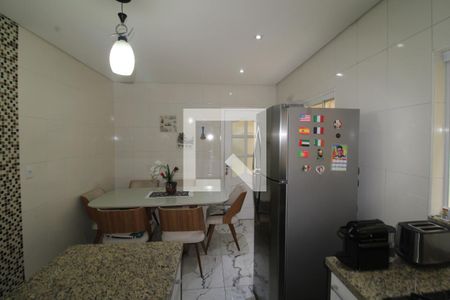 Casa à venda com 150m², 3 quartos e 2 vagasCozinha