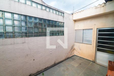 Casa à venda com 300m², 2 quartos e 3 vagas Casa à venda com 300m², 2 quartos e 3 vagasVista do Quarto