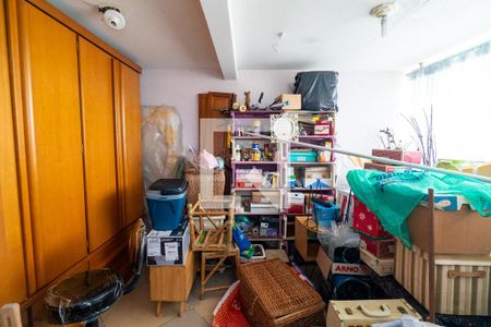 Casa à venda com 282m², 6 quartos e 1 vaga Casa à venda com 282m², 6 quartos e 1 vagaCasa 1 - Depósito