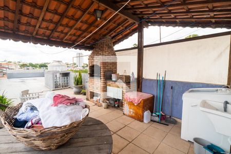 Casa à venda com 282m², 6 quartos e 1 vaga Casa à venda com 282m², 6 quartos e 1 vagaCasa 1 - Lavanderia