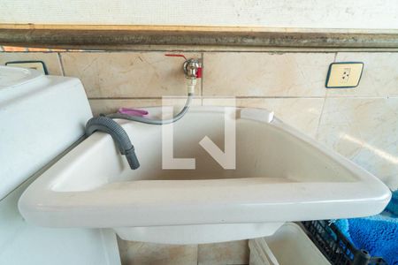 Casa à venda com 282m², 6 quartos e 1 vaga Casa à venda com 282m², 6 quartos e 1 vagaCasa 1 - Lavanderia Detalhe