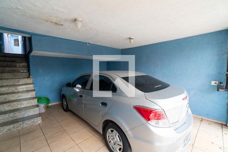 Casa à venda com 282m², 6 quartos e 1 vaga Casa à venda com 282m², 6 quartos e 1 vagaGaragem