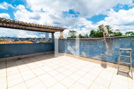 Casa à venda com 282m², 6 quartos e 1 vaga Casa à venda com 282m², 6 quartos e 1 vagaCasa 3 - Varanda