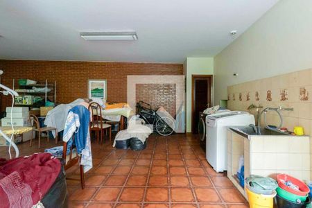 Casa à venda com 419m², 3 quartos e 4 vagas