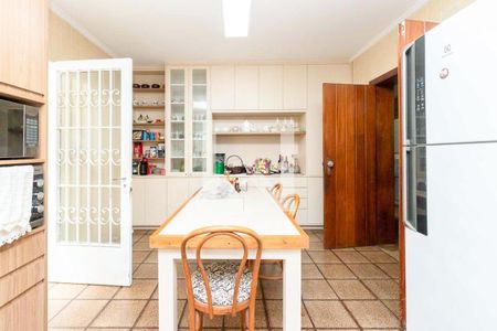Casa à venda com 419m², 3 quartos e 4 vagas