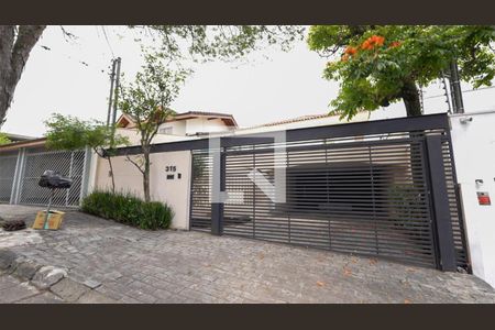 Casa à venda com 315m², 4 quartos e 3 vagas Casa à venda com 315m², 4 quartos e 3 vagasFoto 36