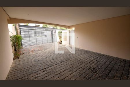 Casa à venda com 315m², 4 quartos e 3 vagas Casa à venda com 315m², 4 quartos e 3 vagasFoto 17