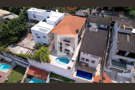 Casa à venda com 315m², 4 quartos e 3 vagas Casa à venda com 315m², 4 quartos e 3 vagasFoto 19
