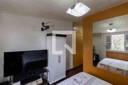Casa à venda com 370m², 3 quartos e 7 vagas Casa à venda com 370m², 3 quartos e 7 vagasSuíte 1