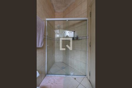 Casa à venda com 370m², 3 quartos e 7 vagas Casa à venda com 370m², 3 quartos e 7 vagasBanheiro Suíte 2