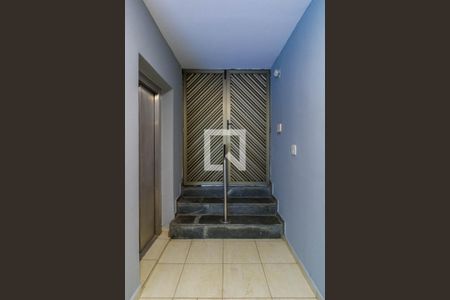 Casa à venda com 710m², 4 quartos e 8 vagas Casa à venda com 710m², 4 quartos e 8 vagasSala 2