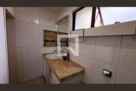 Apartamento à venda com 345m², 5 quartos e 3 vagas Apartamento à venda com 345m², 5 quartos e 3 vagasBanheiro Quarto Suíte 3