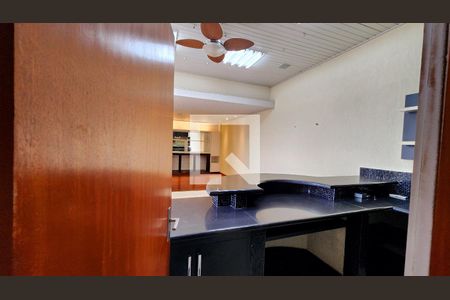 Apartamento à venda com 345m², 5 quartos e 3 vagas Apartamento à venda com 345m², 5 quartos e 3 vagasÁrea gourmet