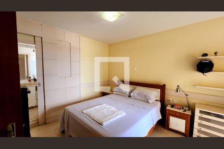 Apartamento à venda com 345m², 5 quartos e 3 vagas Apartamento à venda com 345m², 5 quartos e 3 vagasQuarto Suíte 3